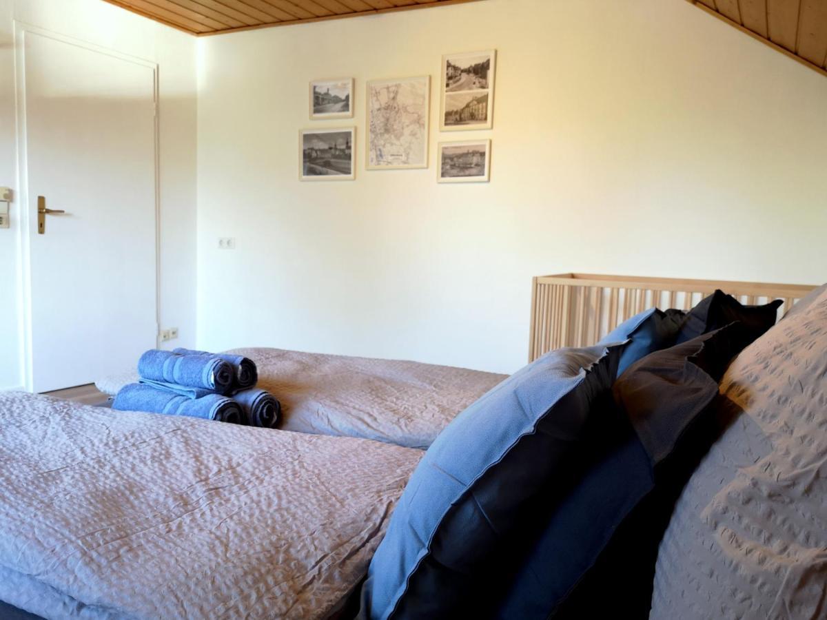 Family-Apartment Mit Balkon, Kueche, Parkplatz & Waschmaschine Offenbourg Extérieur photo